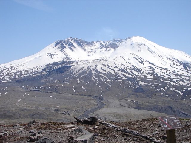 Mount St. Helens crater viewed from Johnston Ridge